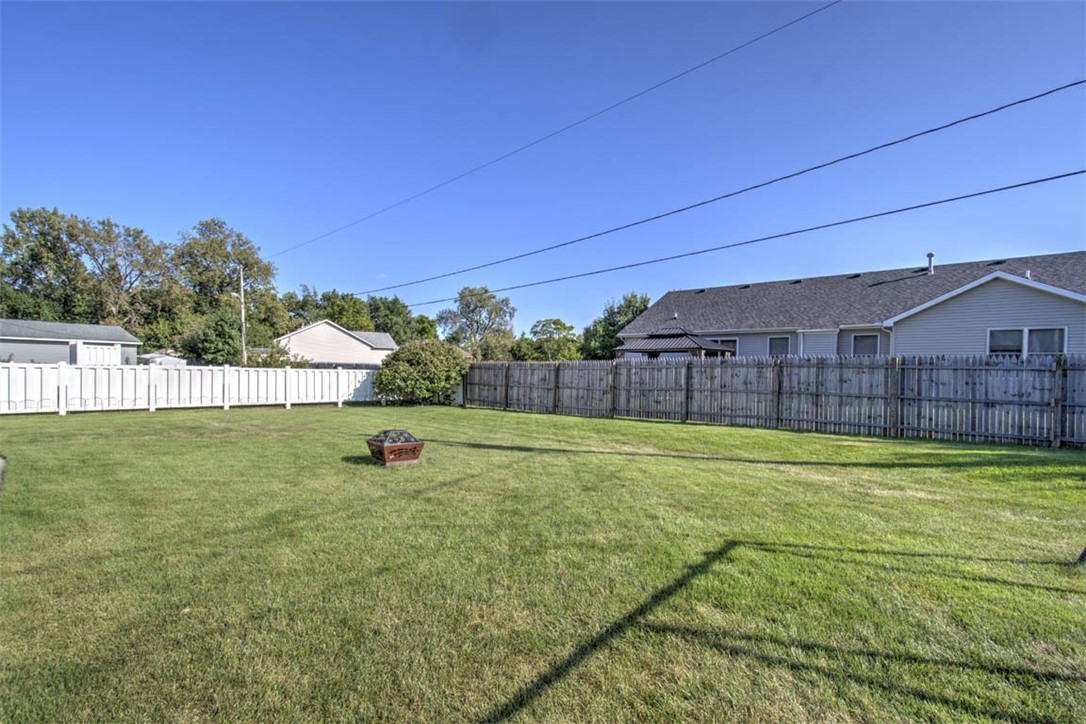 3735 Fontenac Drive Property Photo 27