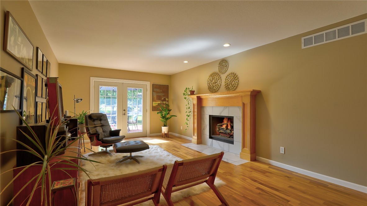 1712 Burning Tree Drive Property Photo 11