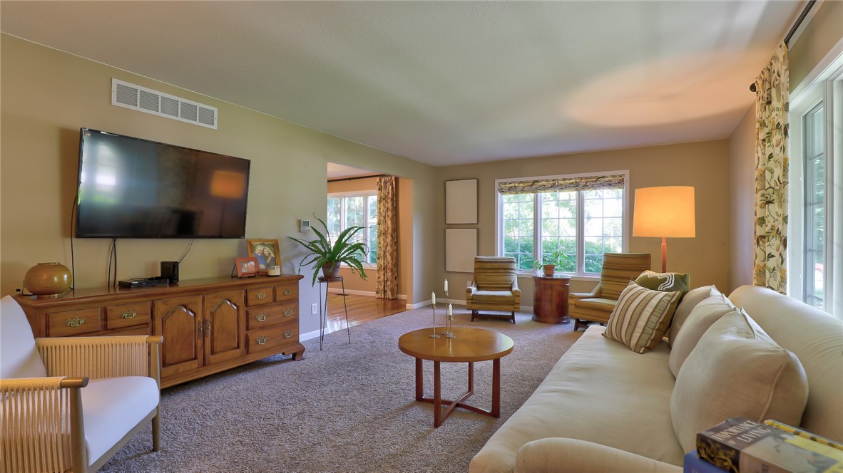 1712 Burning Tree Drive Property Photo 13