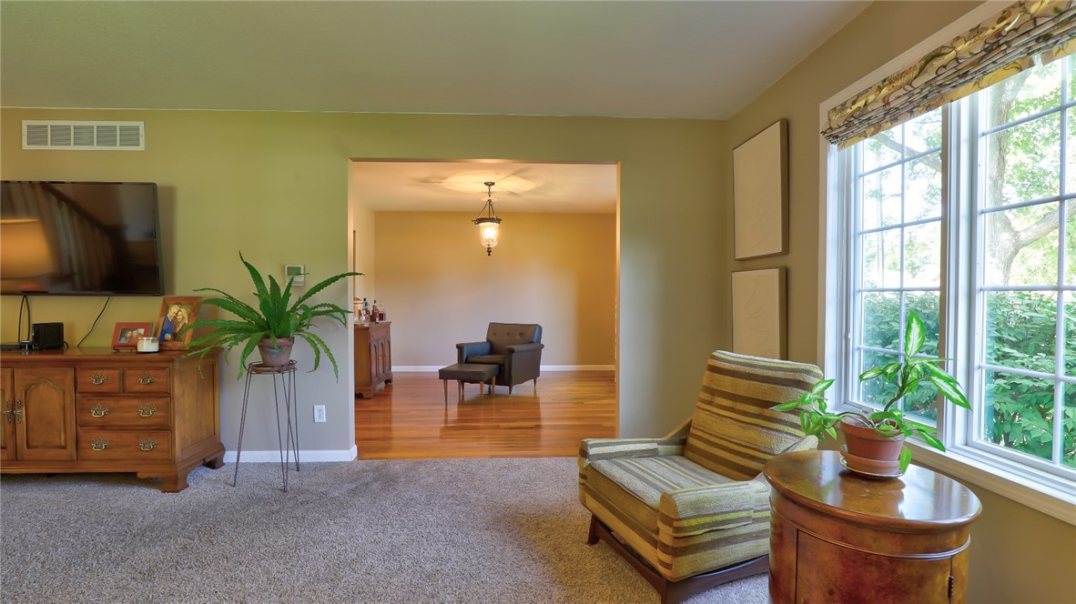 1712 Burning Tree Drive Property Photo 15