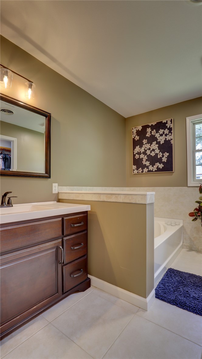 1712 Burning Tree Drive Property Photo 31