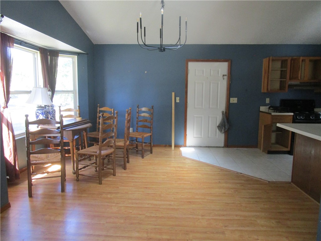 510 W 3rd Street Property Photo 5