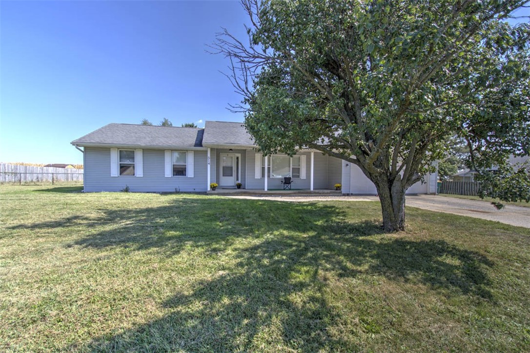 514 Debbie Drive Property Photo 2