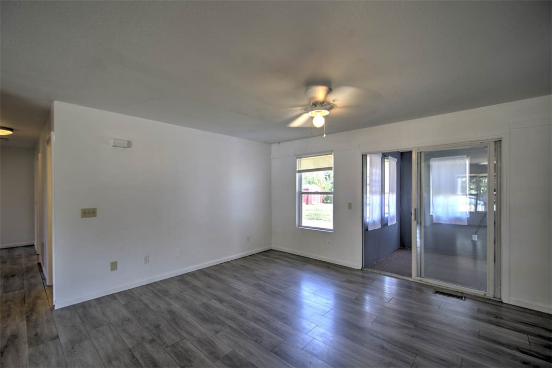 514 Debbie Drive Property Photo 8