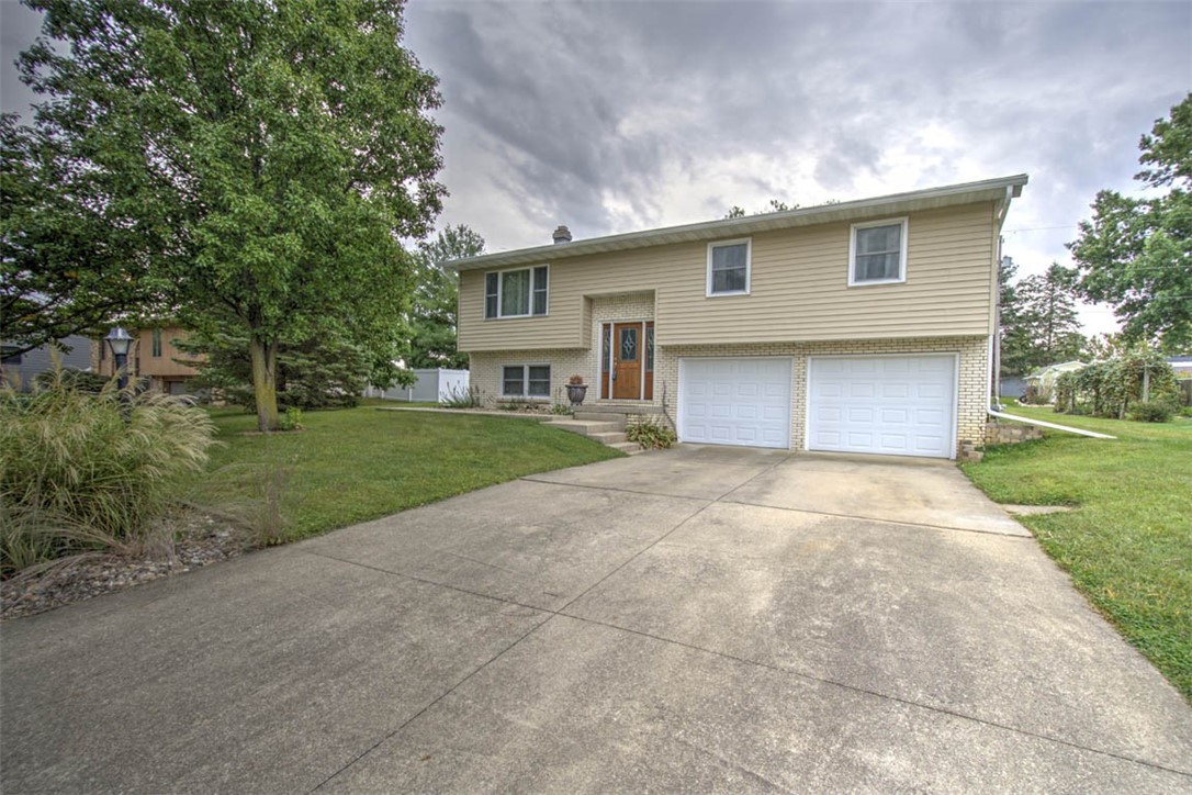 1325 Nolan Court Property Photo 2