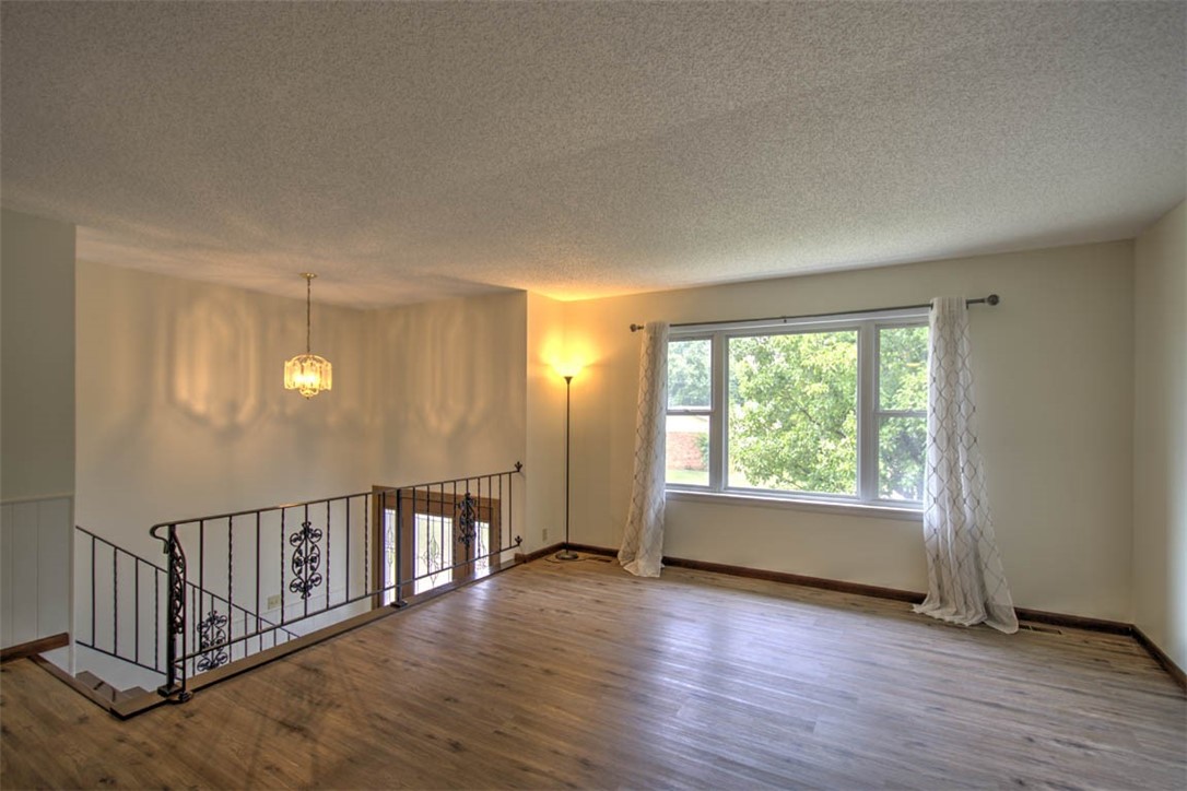 1325 Nolan Court Property Photo 4