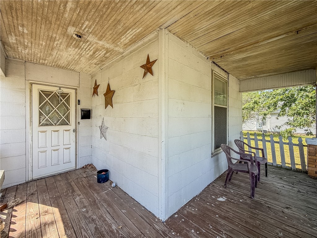 2105 Dewitt Avenue Property Photo 4