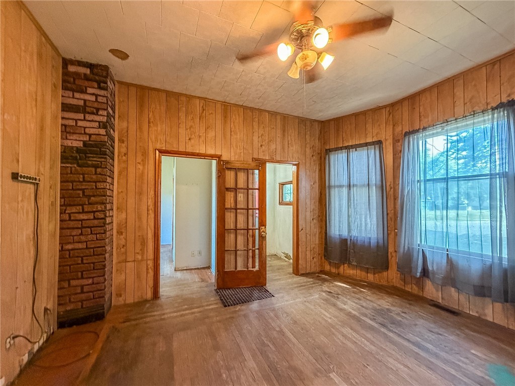 2105 Dewitt Avenue Property Photo 9