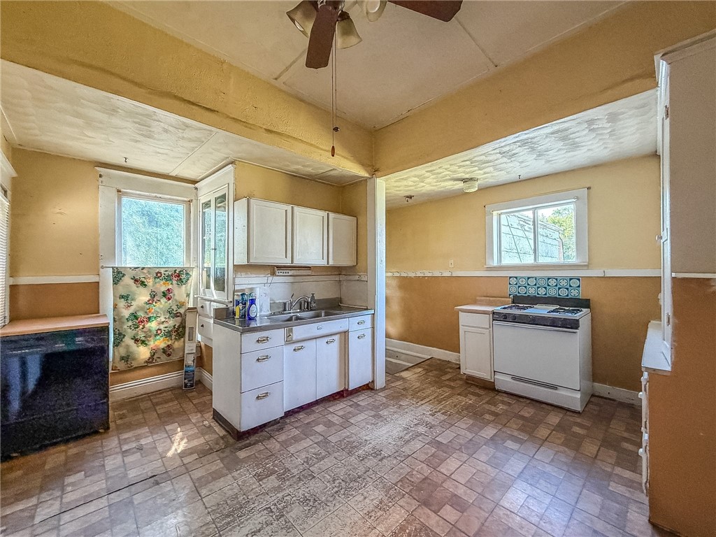 2105 Dewitt Avenue Property Photo 10