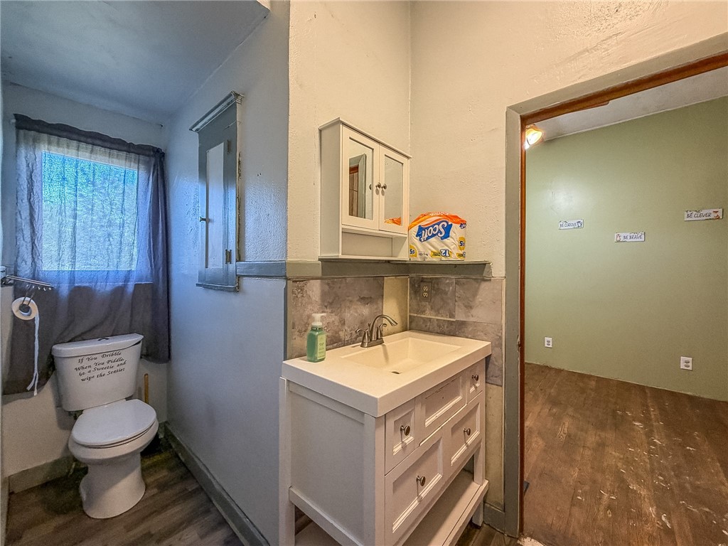 2105 Dewitt Avenue Property Photo 19