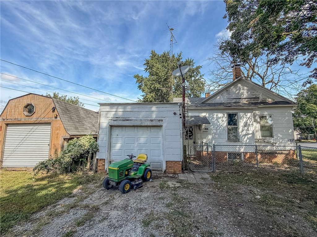 2105 Dewitt Avenue Property Photo 24