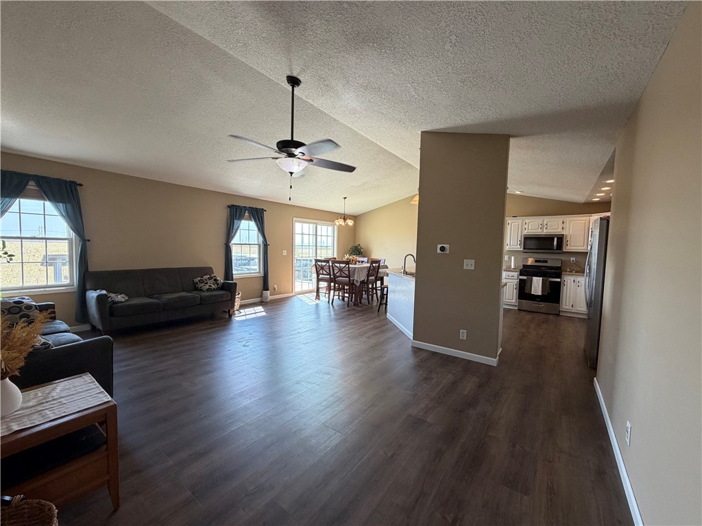 416 Kennedy Street Property Photo 9