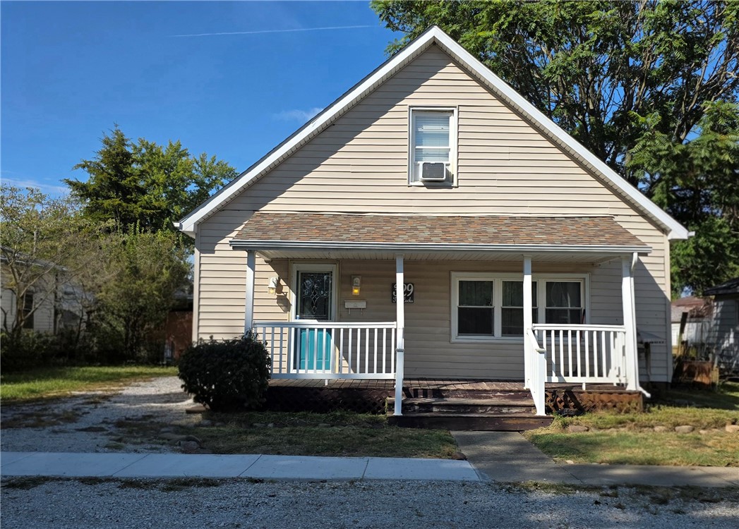 329 Moore Street Property Photo 1