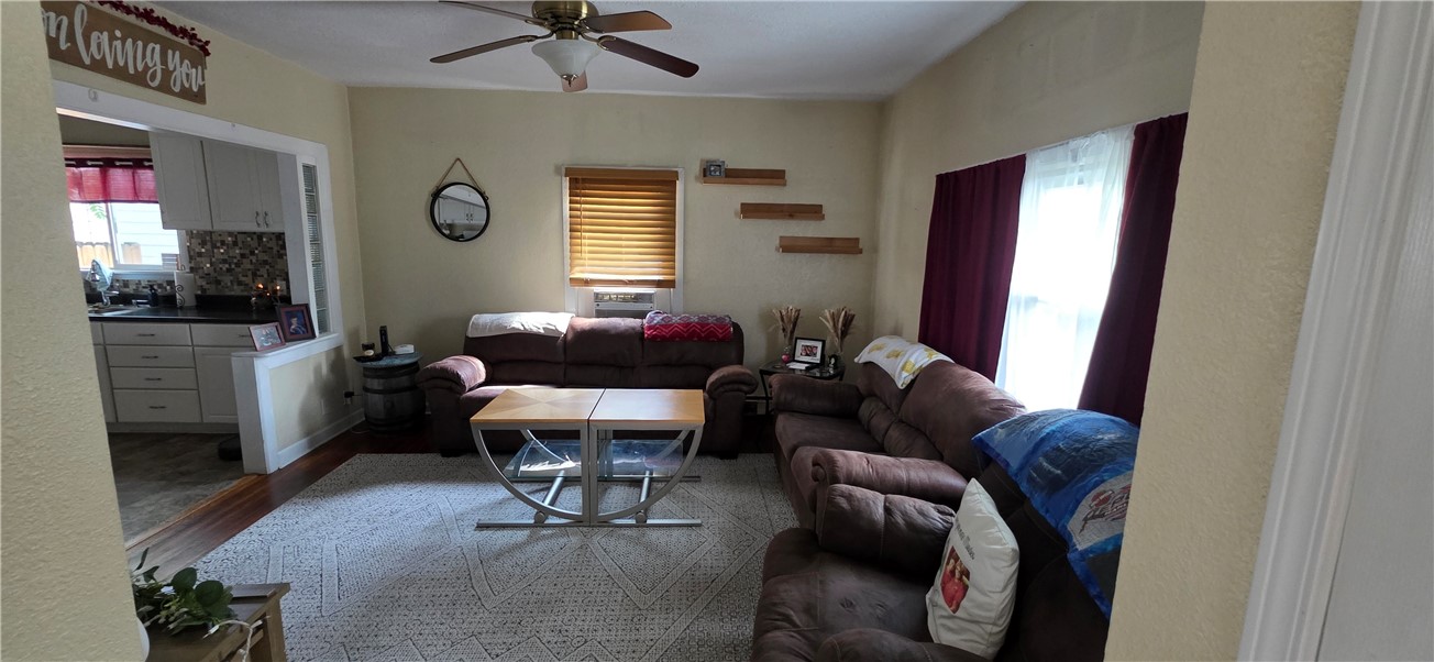 329 Moore Street Property Photo 3