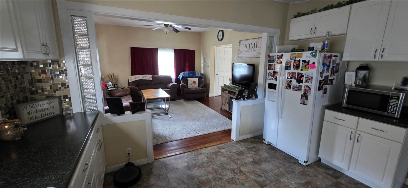 329 Moore Street Property Photo 5