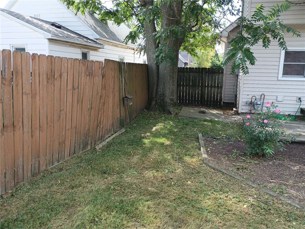329 Moore Street Property Photo 27