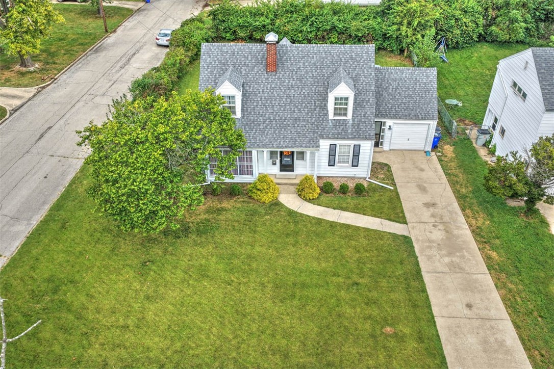 2374 W Forest Avenue Property Photo 4