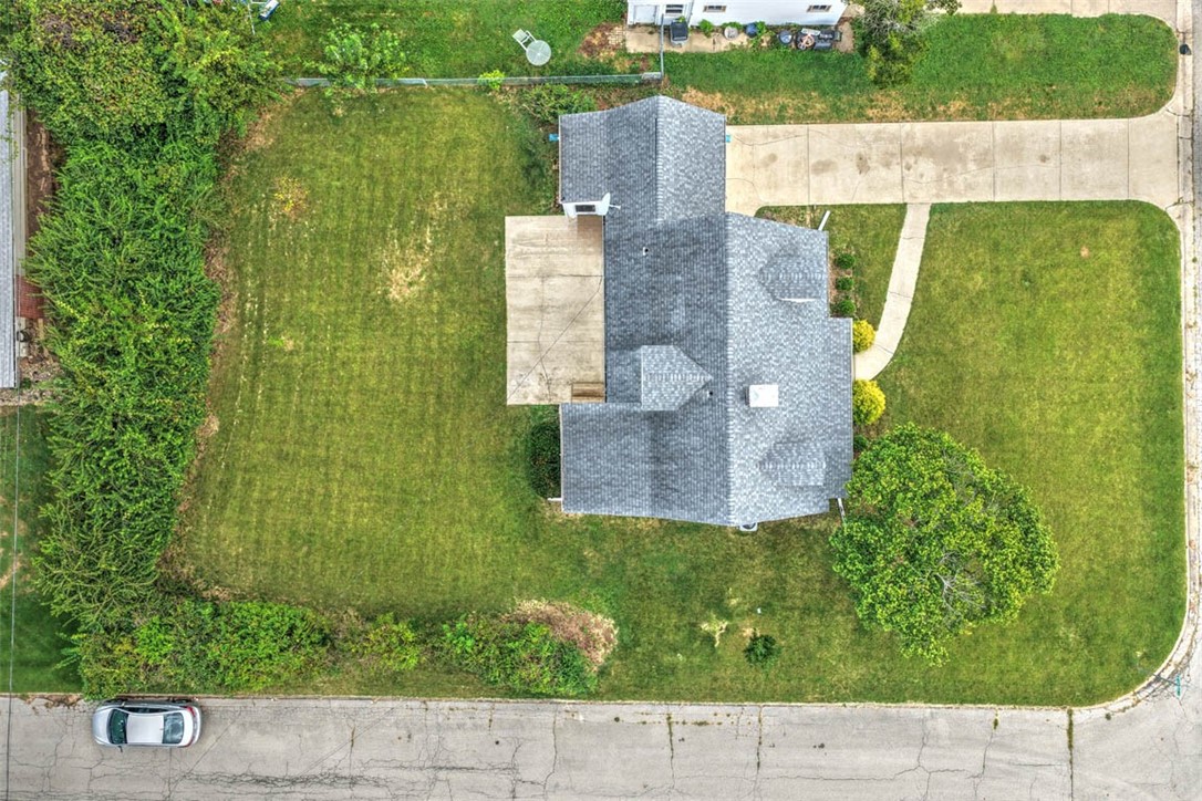 2374 W Forest Avenue Property Photo 6