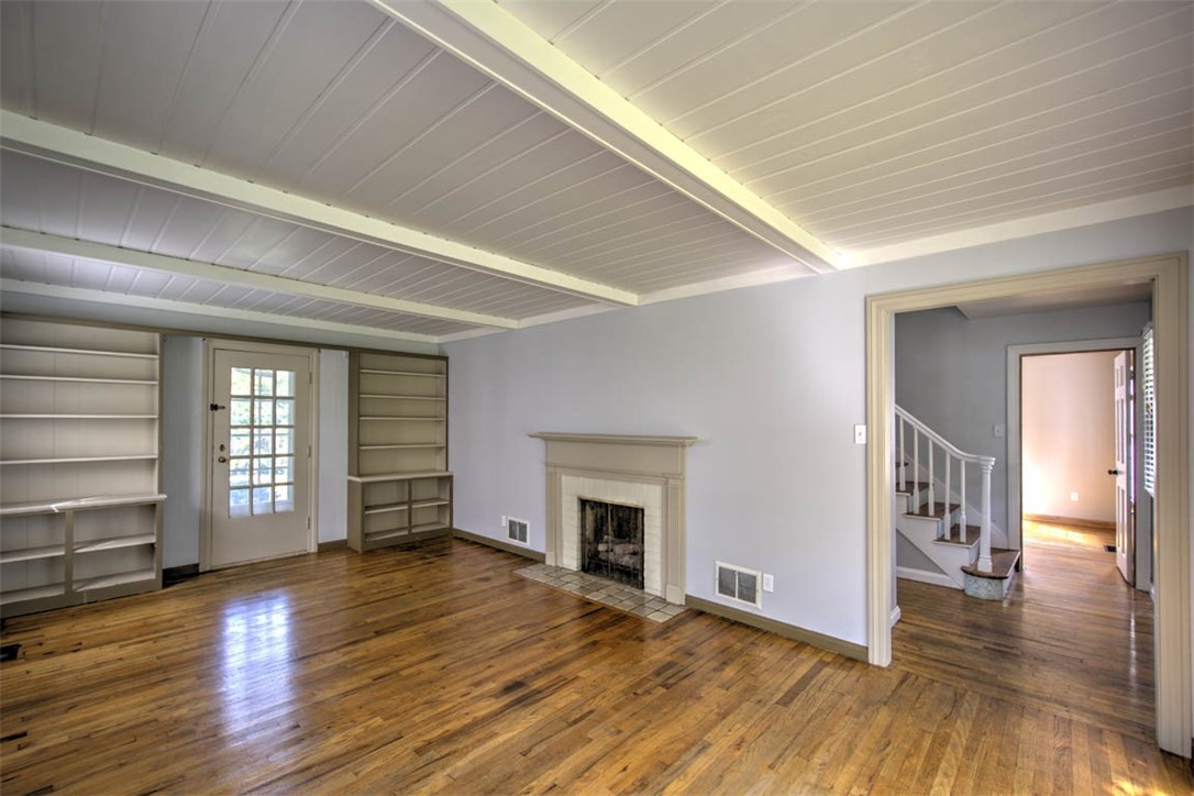 2374 W Forest Avenue Property Photo 13