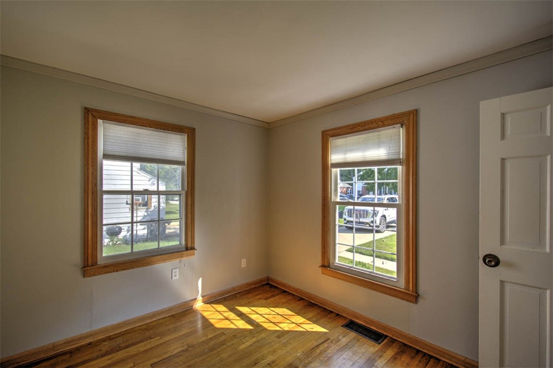 2374 W Forest Avenue Property Photo 19