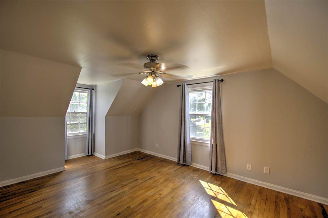 2374 W Forest Avenue Property Photo 23