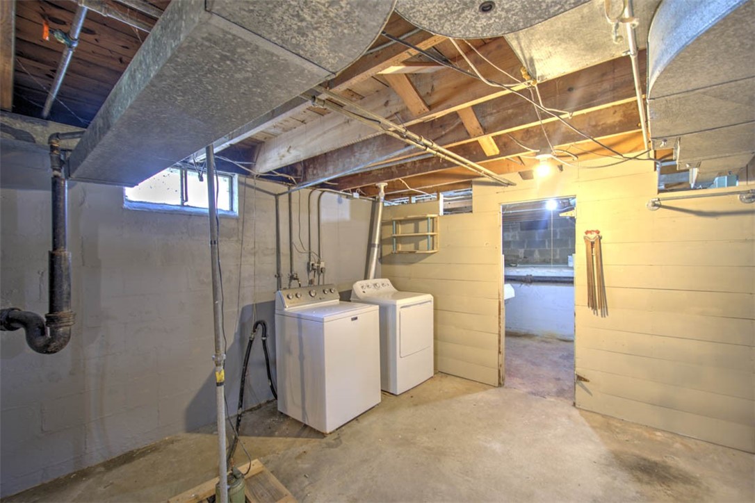 2374 W Forest Avenue Property Photo 27