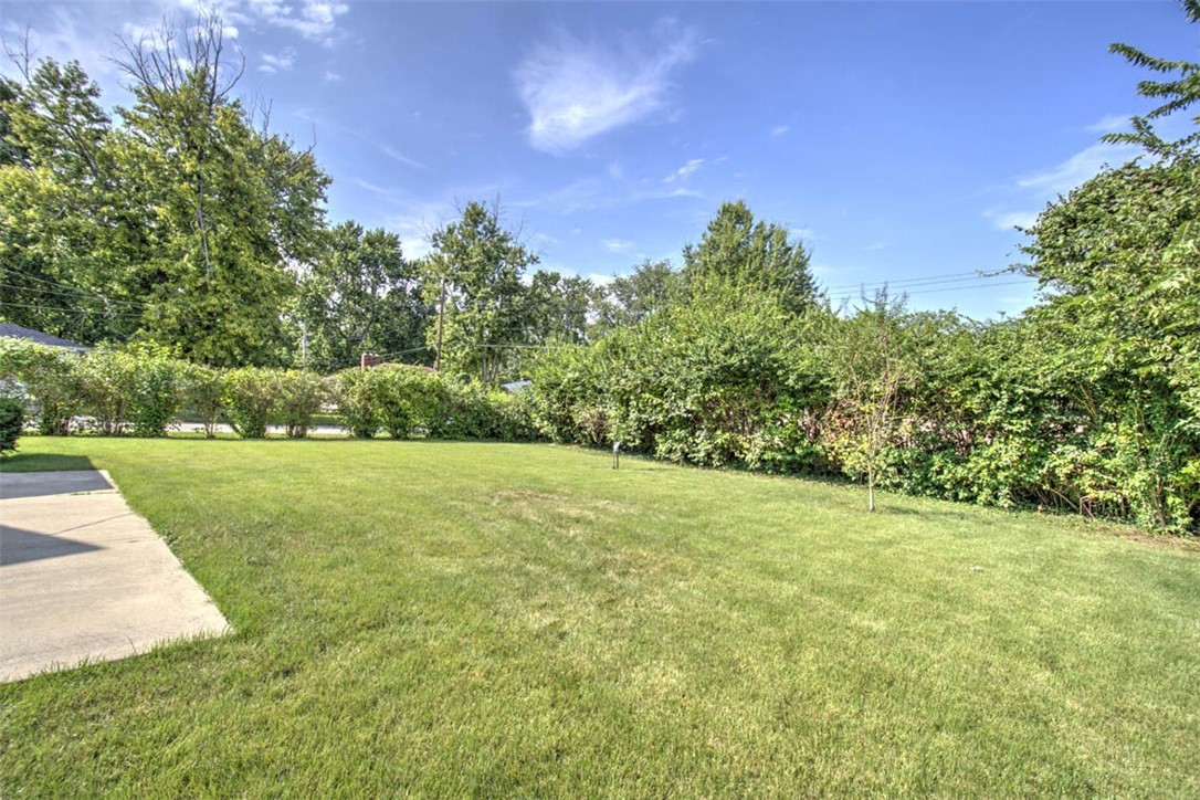 2374 W Forest Avenue Property Photo 33