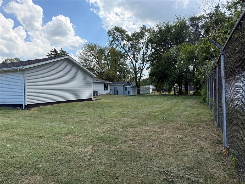 401 Washington Street Property Photo 17