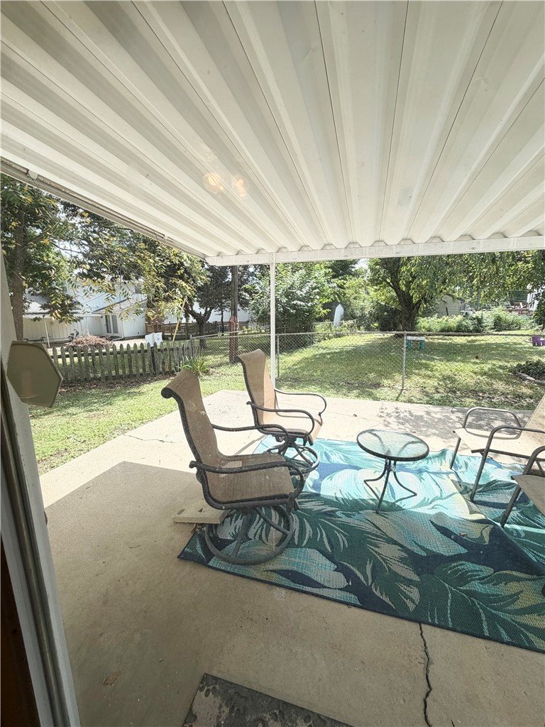 920 Woodlawn Avenue Property Photo 21