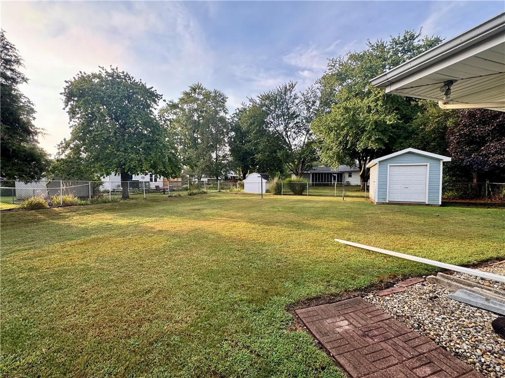 910 N 33rd Street Property Photo 3