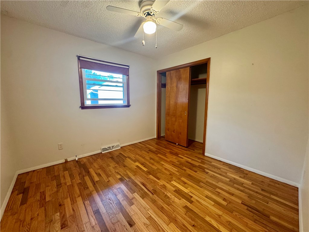 910 N 33rd Street Property Photo 9