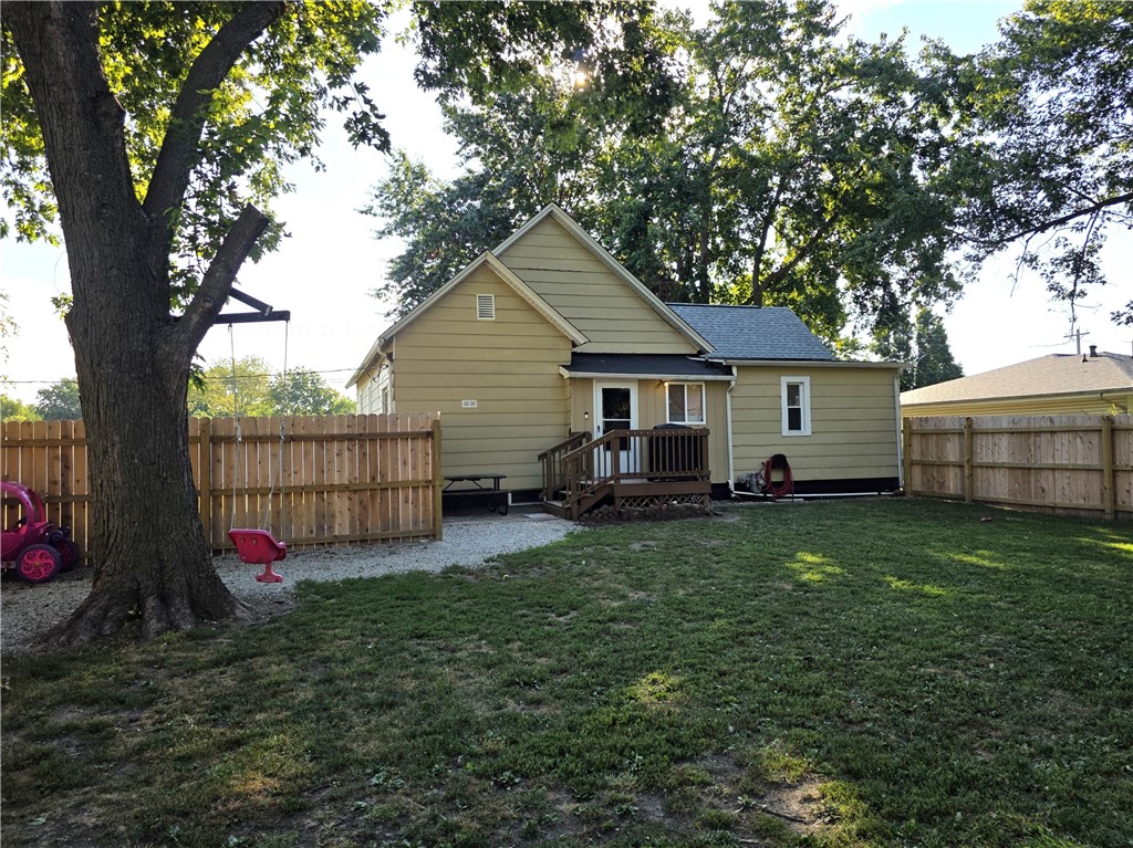 421 N Market Street Property Photo 4