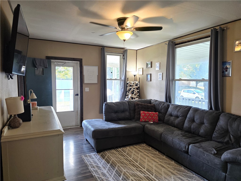 421 N Market Street Property Photo 13