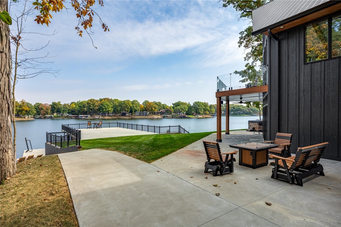 15052 16th Avenue Property Photo 2