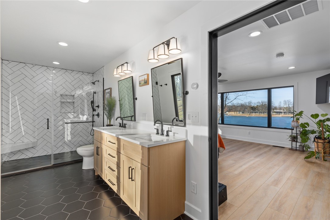 15052 16th Avenue Property Photo 15