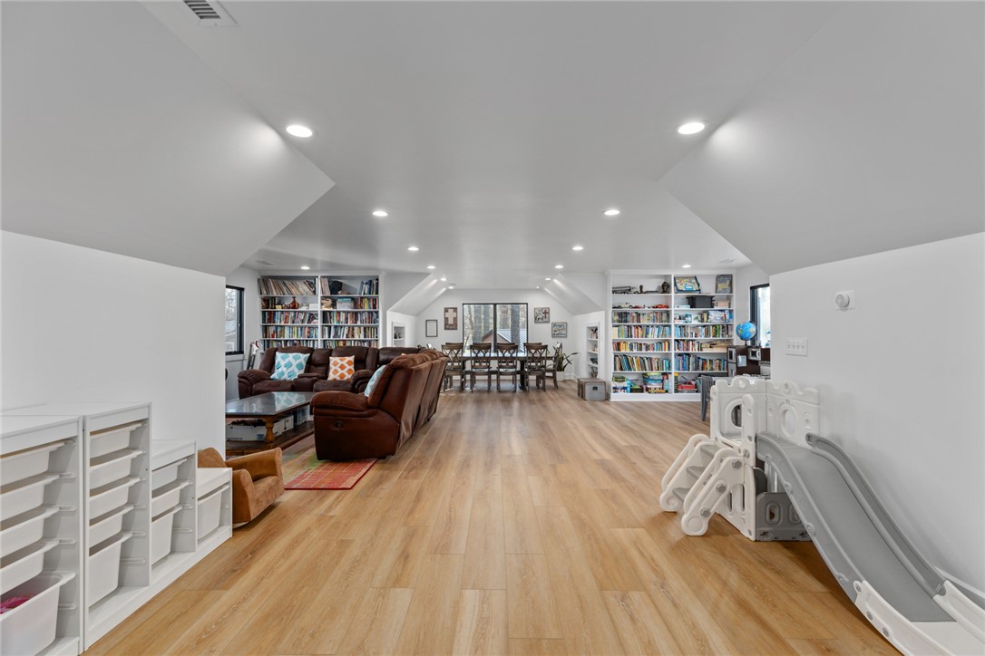 15052 16th Avenue Property Photo 24