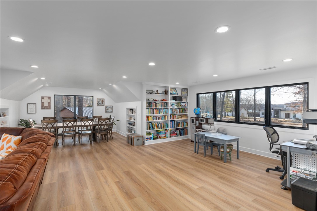 15052 16th Avenue Property Photo 25