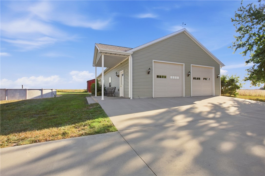 5158 County Road 1100 N Property Photo 3