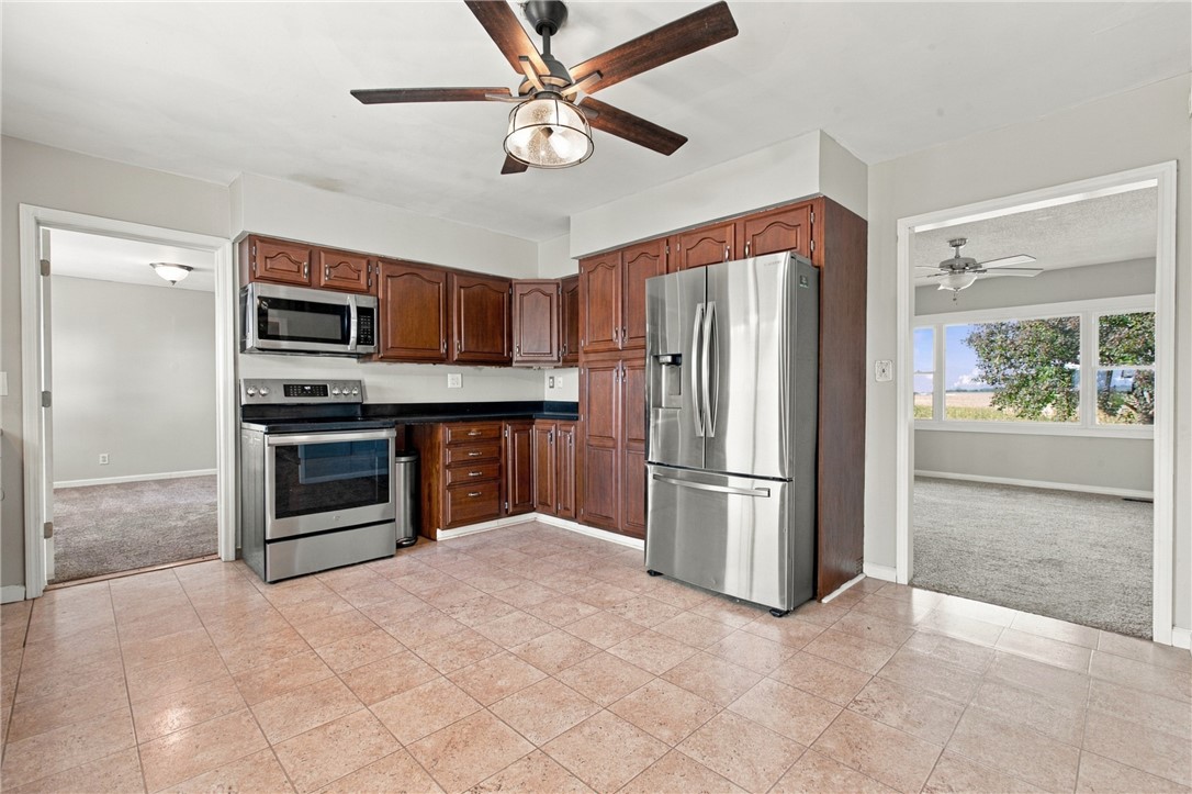 5158 County Road 1100 N Property Photo 6