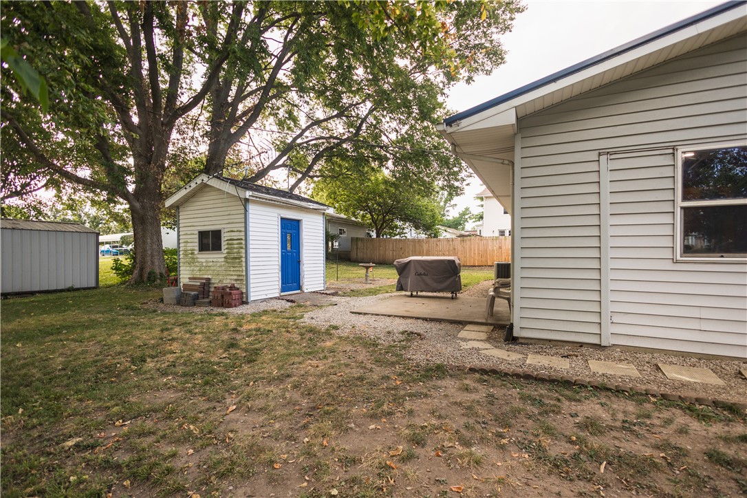 207 N Washington Street Property Photo 4