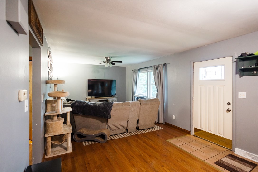 207 N Washington Street Property Photo 10