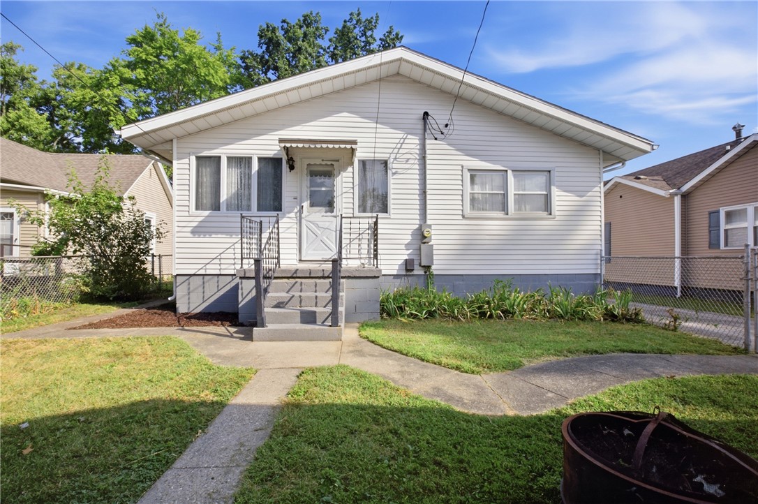 613 Lafayette Avenue Property Photo 3
