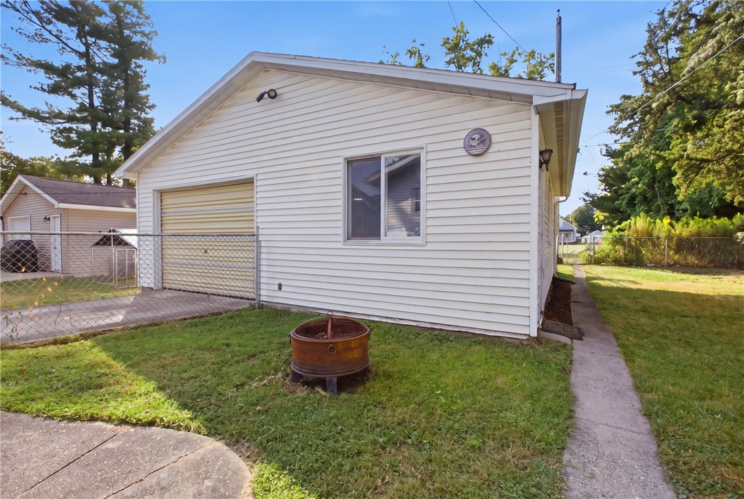 613 Lafayette Avenue Property Photo 4