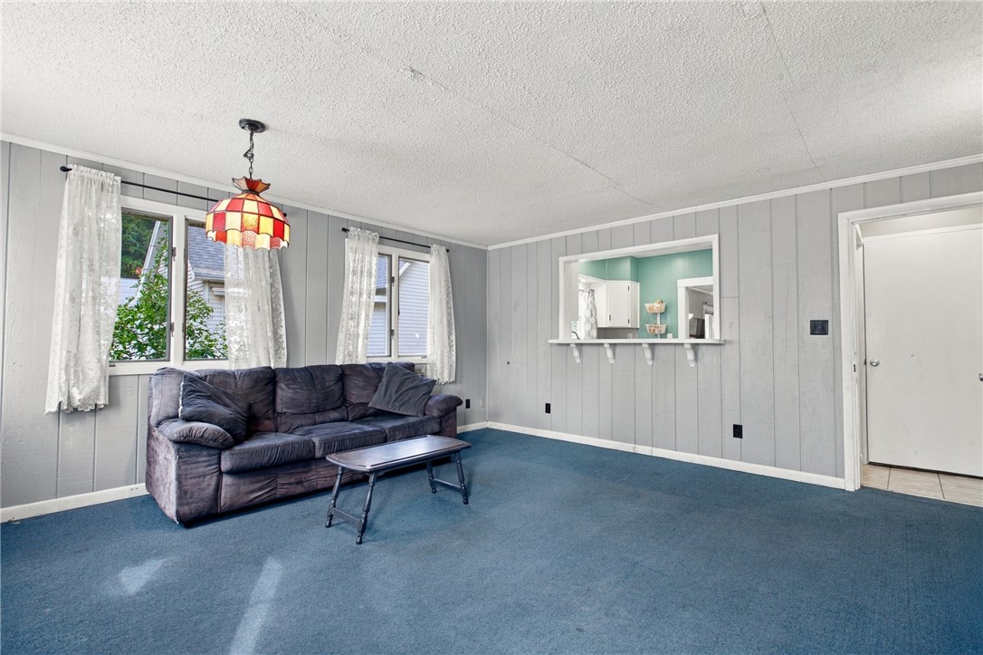 613 Lafayette Avenue Property Photo 14