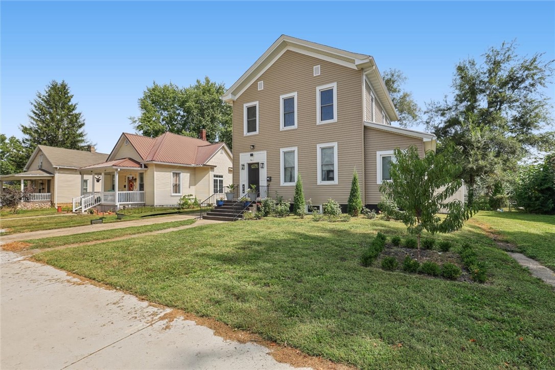 404 21st Street Property Photo 2