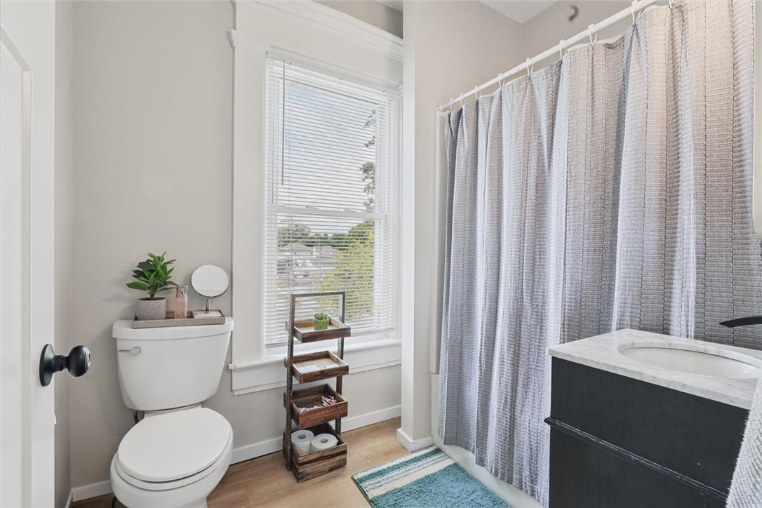 404 21st Street Property Photo 31