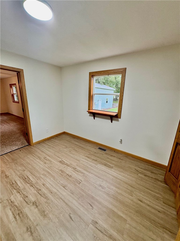 250 N Broadway Street Property Photo 14
