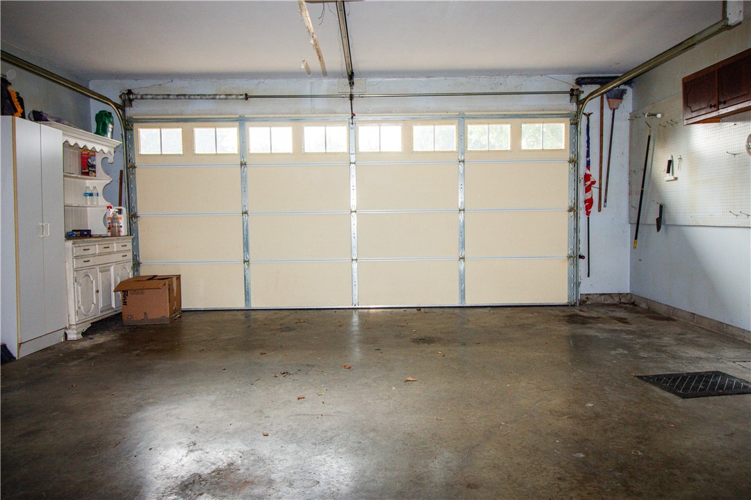 2316 Essex Avenue Property Photo 6