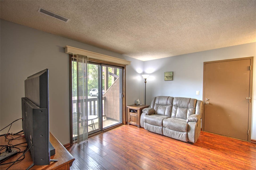 464 Woodside Trail A-2 Property Photo 2