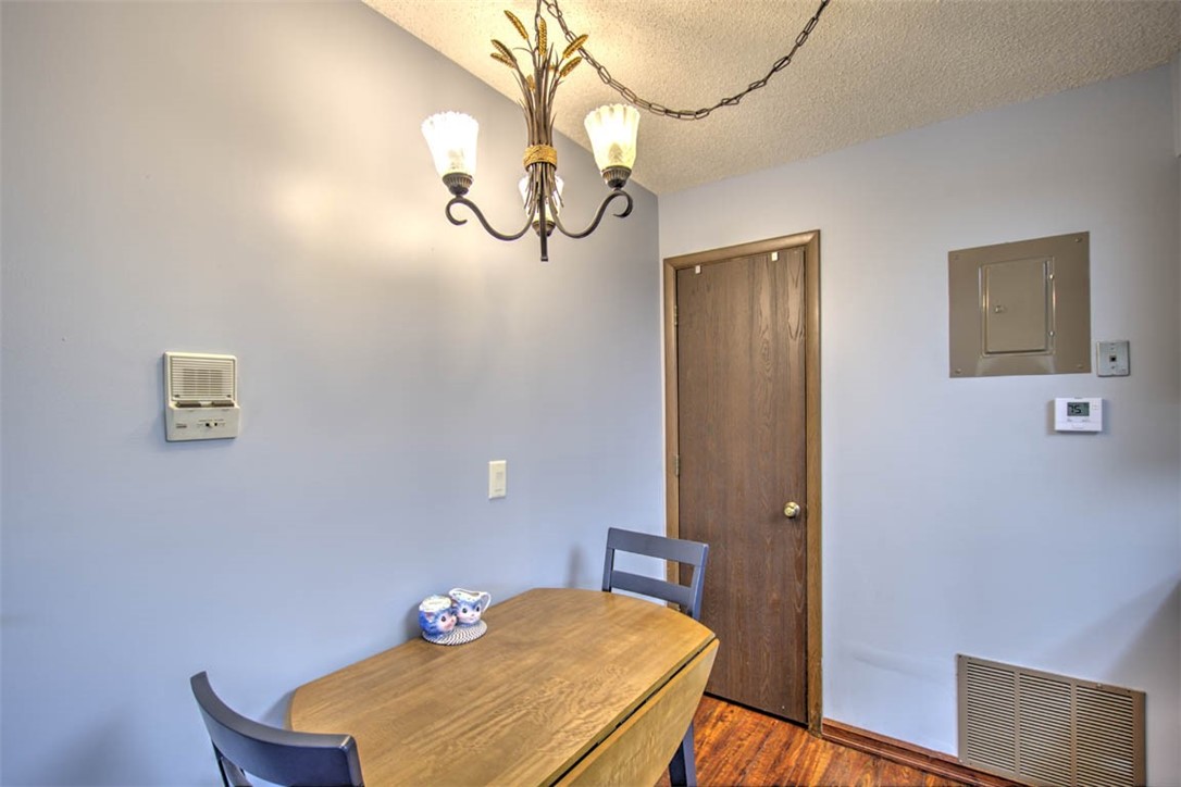 464 Woodside Trail A-2 Property Photo 4
